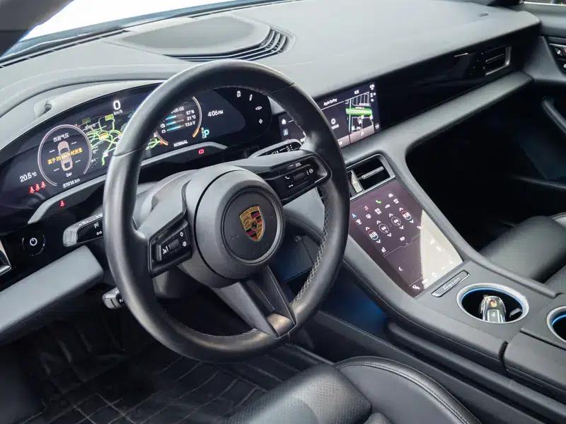 2019 Taycan 4S — миниатюра 21