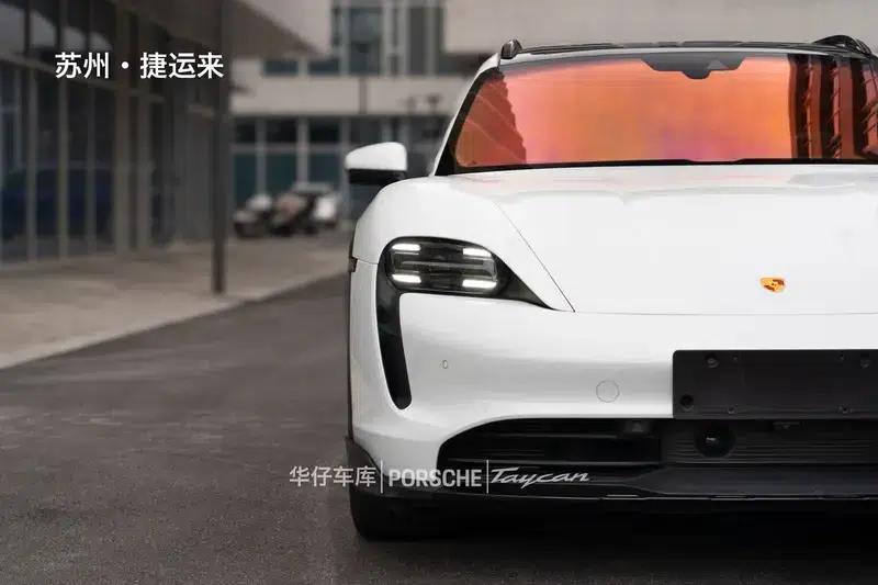 Taycan 2022 Taycan 4 Cross Turismo — миниатюра 9