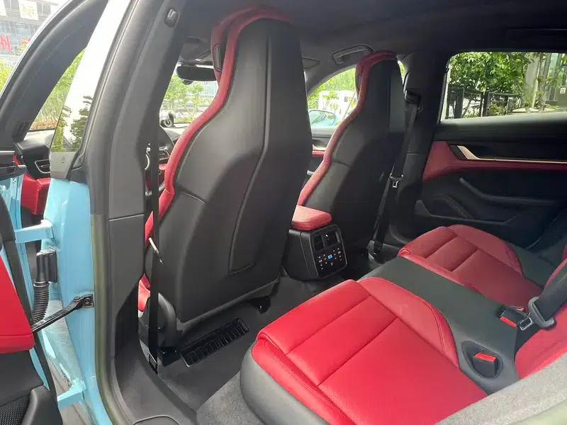 2022 Taycan Facelift — миниатюра 11