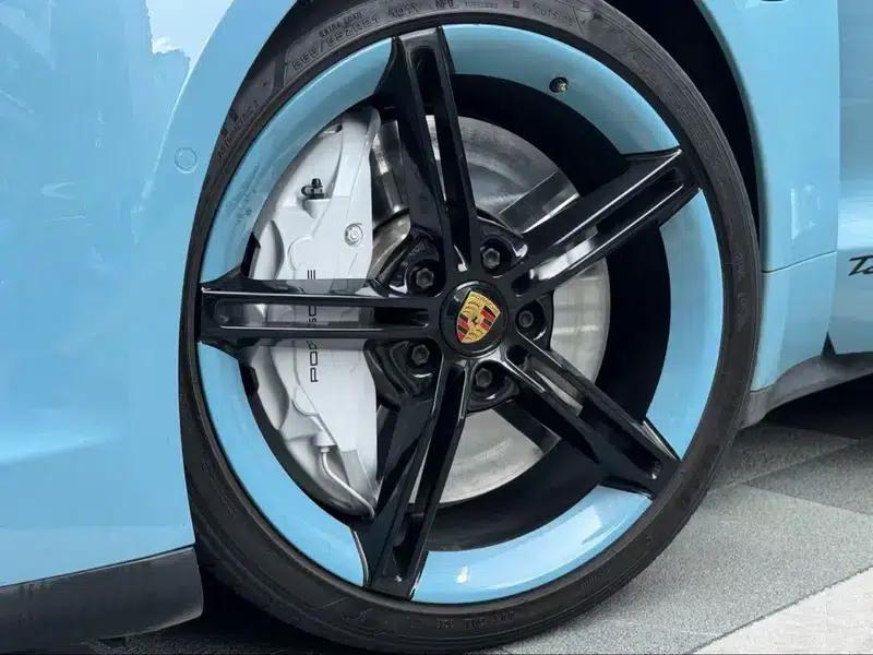 2019 Taycan 4S — миниатюра 4