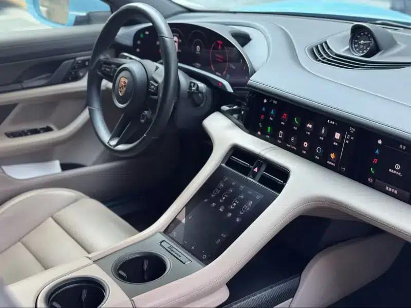 2019 Taycan 4S — миниатюра 5