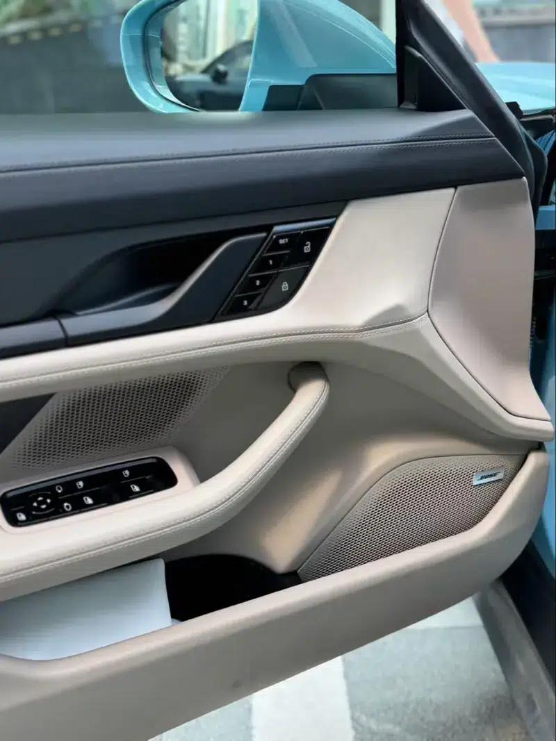 2019 Taycan 4S — миниатюра 7