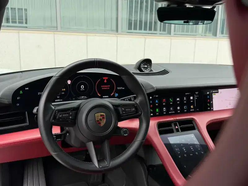 2019 Taycan 4S — миниатюра 7