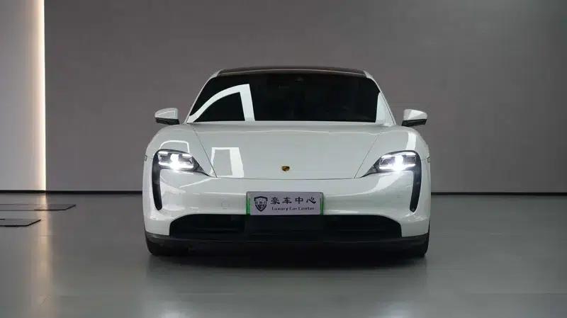 2021 Taycan, Rear-wheel Drive, 5-seater, Pure Electric, Parallel Import — миниатюра 2