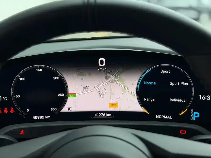 2020 Taycan — миниатюра 7