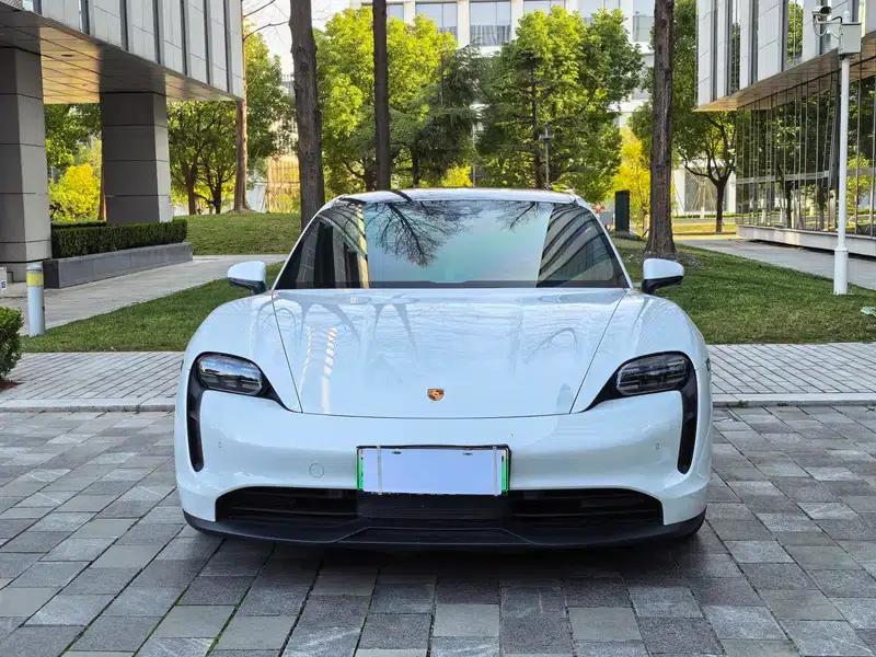 2022 Taycan Facelift — миниатюра 2