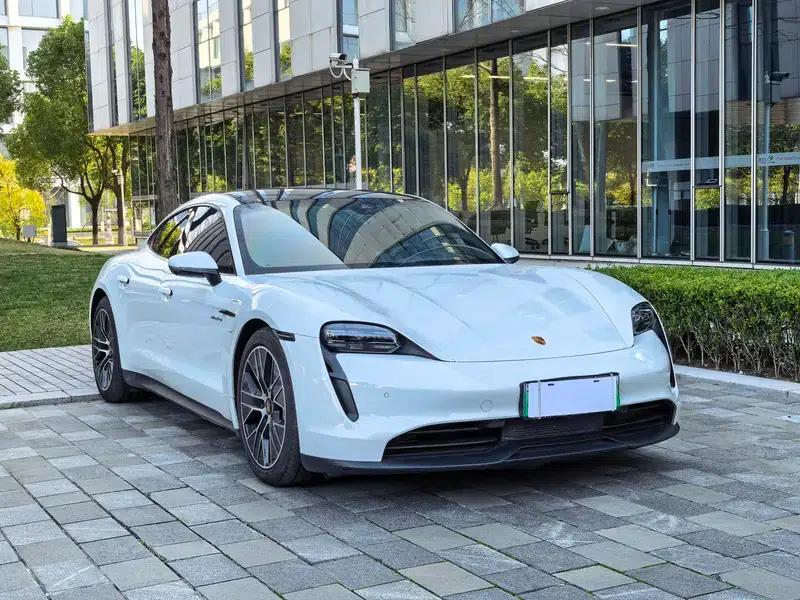2022 Taycan Facelift — миниатюра 3