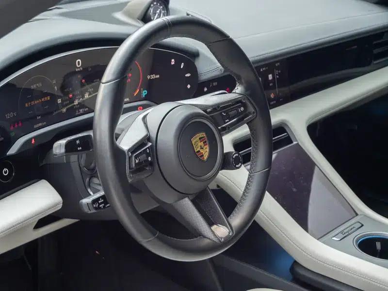 2019 Taycan 4S — миниатюра 22
