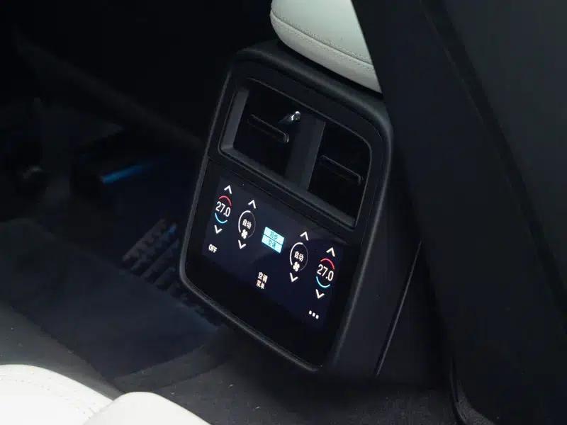 2019 Taycan 4S — миниатюра 24
