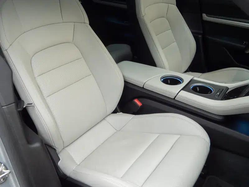 2019 Taycan 4S — миниатюра 27