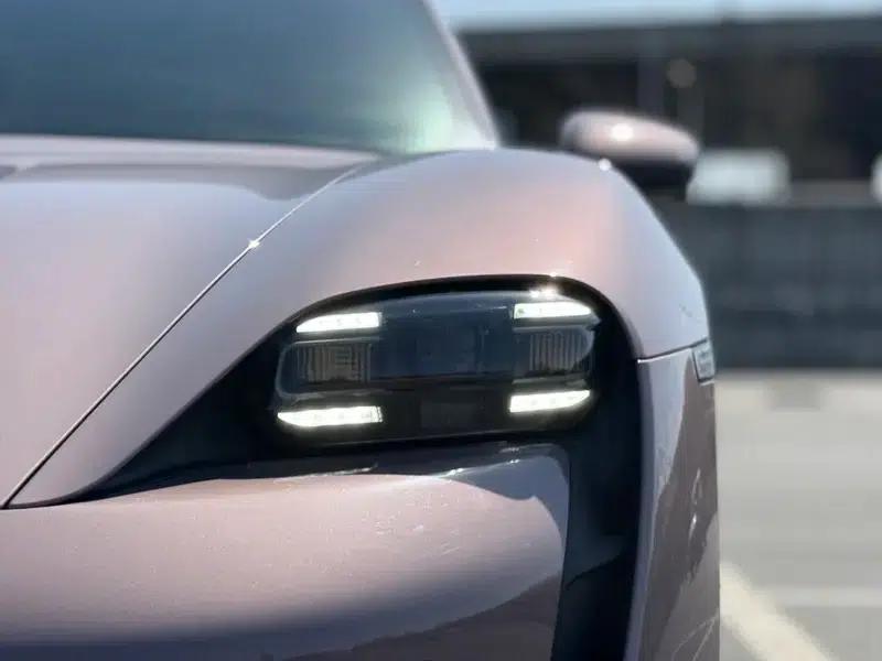 2022 Taycan — миниатюра 7