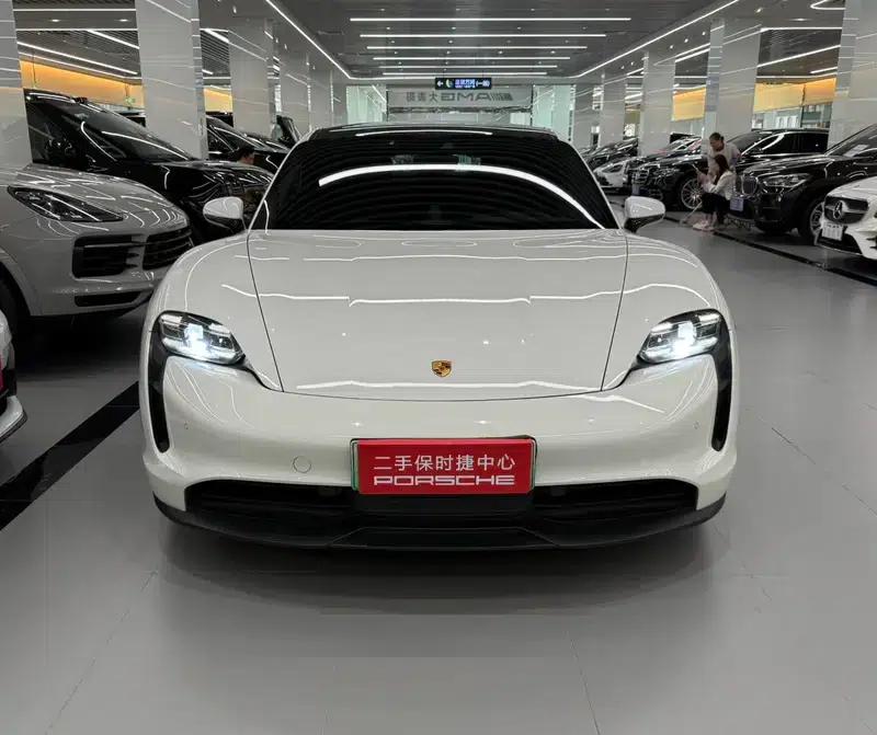 2022 Taycan Facelift — миниатюра 2