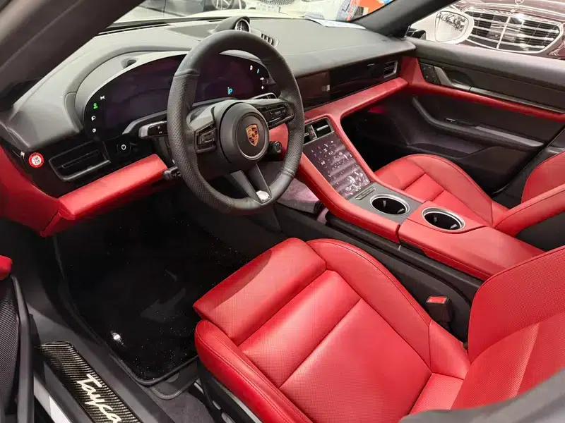2022 Taycan Facelift — миниатюра 11