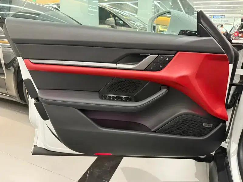 2022 Taycan Facelift — миниатюра 13