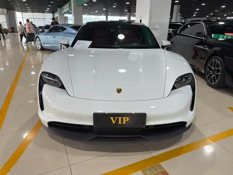 2022 Taycan 4S — миниатюра 2