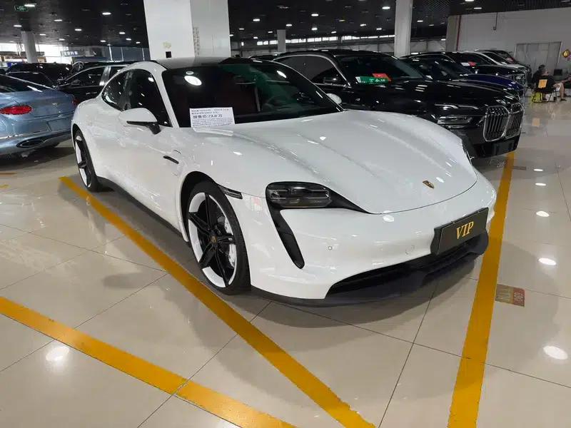 2022 Taycan 4S — миниатюра 3