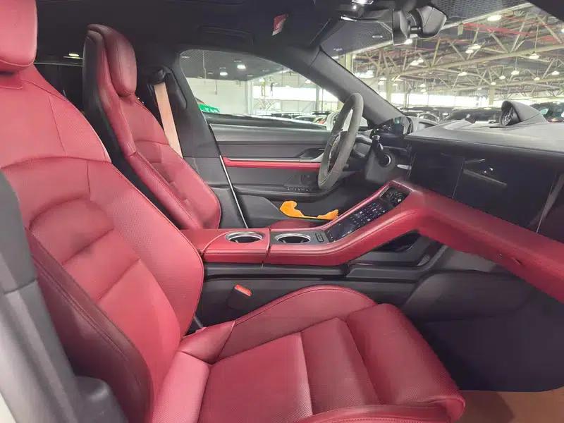 2022 Taycan 4S — миниатюра 25