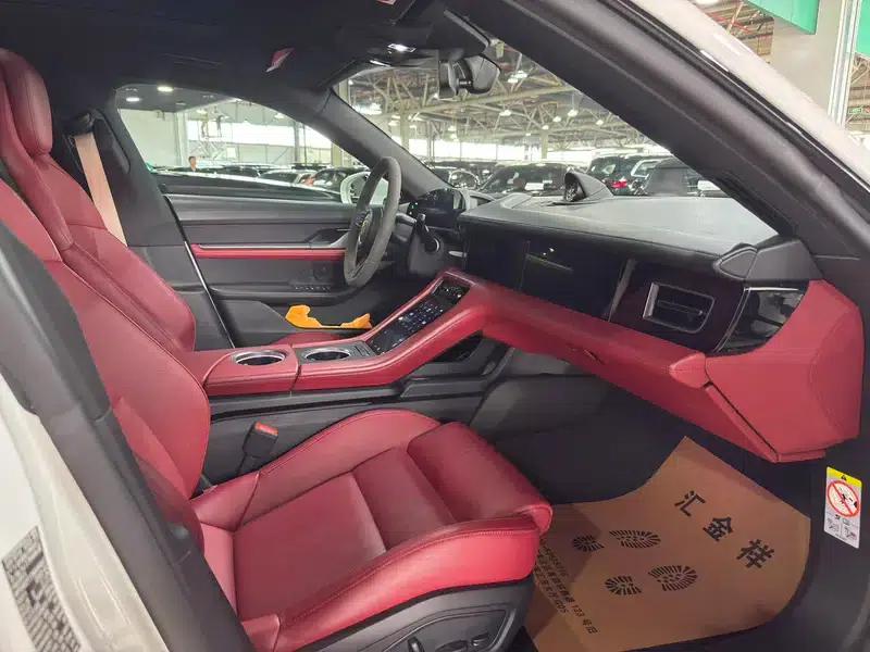 2022 Taycan 4S — миниатюра 27