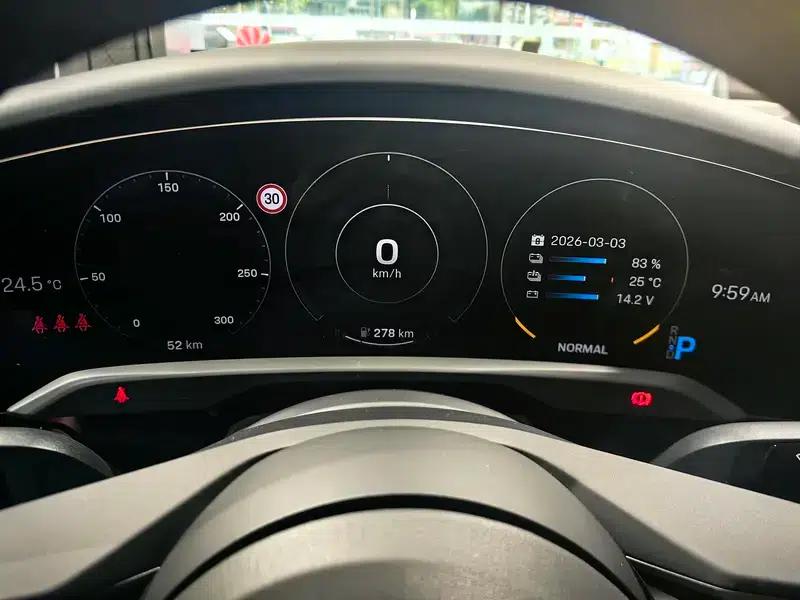 2022 Taycan Facelift: Taycan Turbo S — миниатюра 7