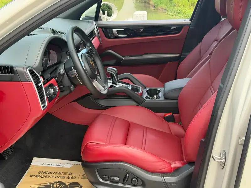 2022 Cayenne E-Hybrid 2.0T Platinum Edition — миниатюра 16