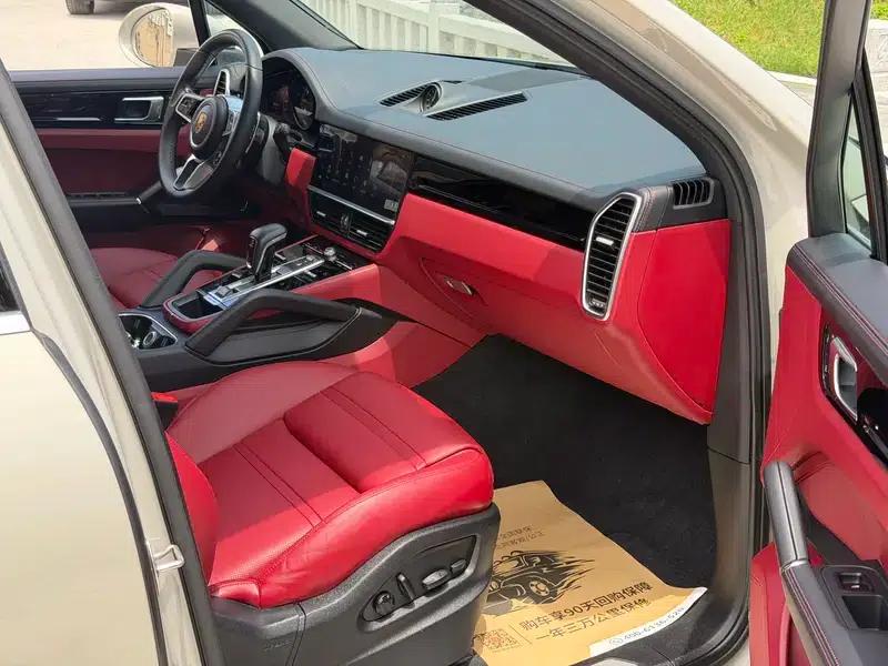 2022 Cayenne E-Hybrid 2.0T Platinum Edition — миниатюра 8