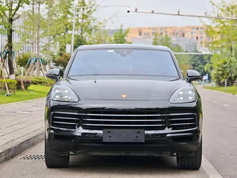 Cayenne E-Hybrid 2020 Cayenne E-Hybrid 2.0T — миниатюра 2