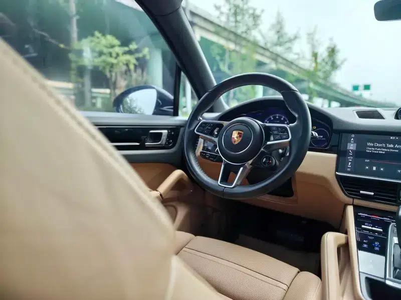 Cayenne E-Hybrid 2020 Cayenne E-Hybrid 2.0T — миниатюра 13
