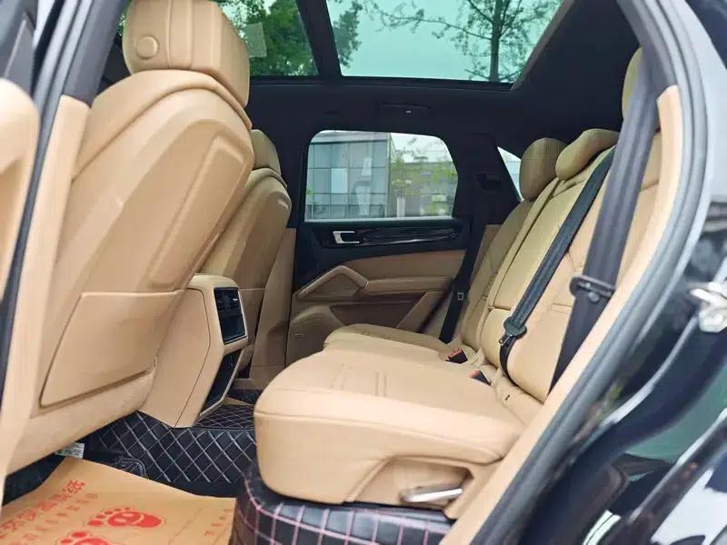 Cayenne E-Hybrid 2020 Cayenne E-Hybrid 2.0T — миниатюра 16
