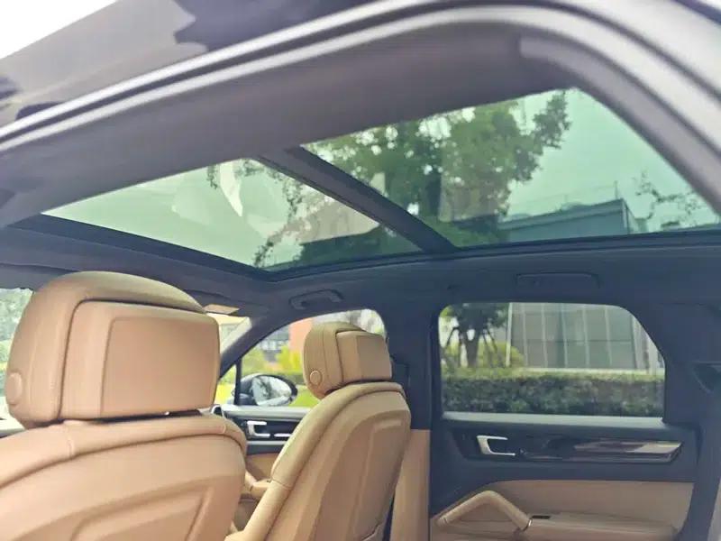 Cayenne E-Hybrid 2020 Cayenne E-Hybrid 2.0T — миниатюра 17
