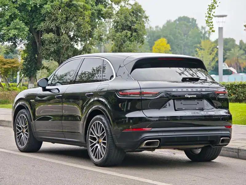 Cayenne E-Hybrid 2020 Cayenne E-Hybrid 2.0T — миниатюра 4