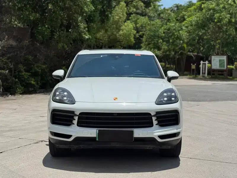 Cayenne E-Hybrid 2023 Cayenne E-Hybrid 2.0T — миниатюра 2