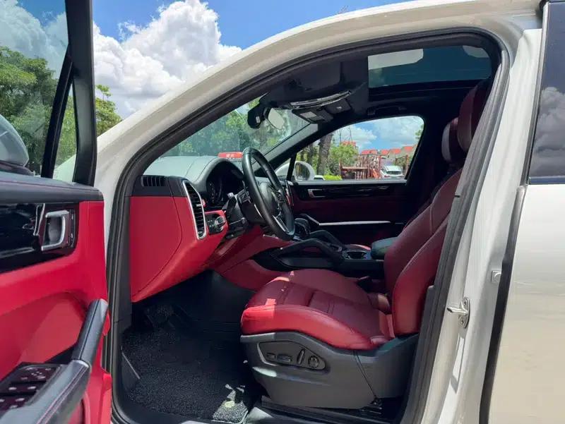 Cayenne E-Hybrid 2023 Cayenne E-Hybrid 2.0T — миниатюра 11