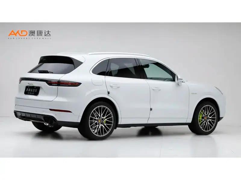 Cayenne E-Hybrid 2021 Cayenne E-Hybrid 2.0T — миниатюра 4