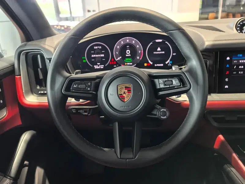 Cayenne E-Hybrid 2024 Cayenne E-Hybrid 2.0T — миниатюра 12