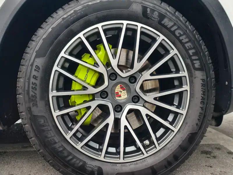 Cayenne E-Hybrid 2021 Cayenne E-Hybrid 2.0T — миниатюра 4