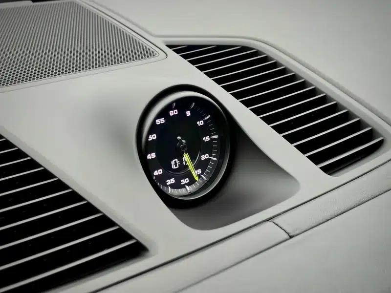 Cayenne E-Hybrid 2021 Cayenne E-Hybrid 2.0T — миниатюра 13