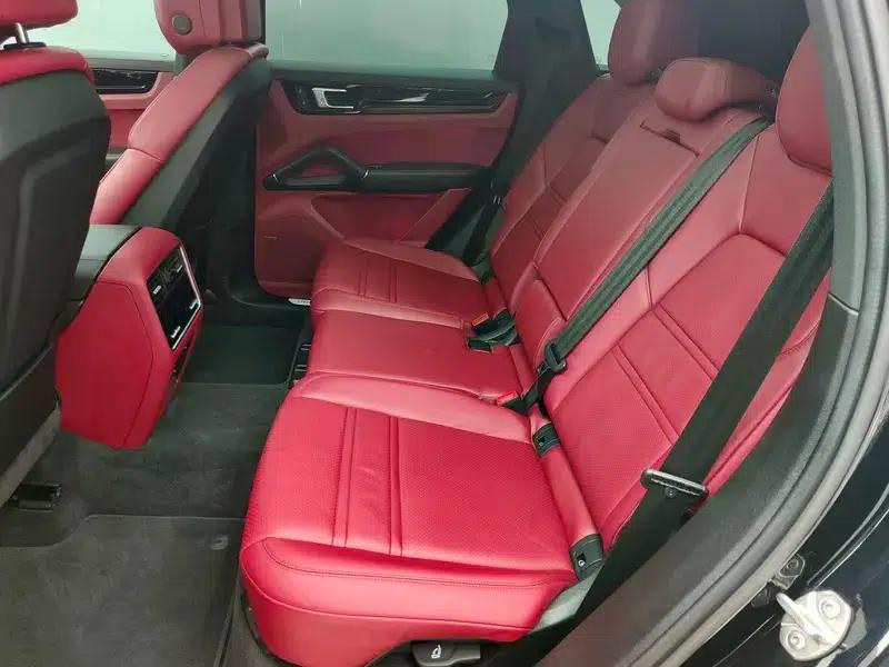 Cayenne E-Hybrid 2021 Cayenne E-Hybrid 2.0T — миниатюра 25