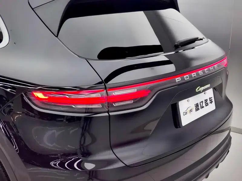 Cayenne E-Hybrid 2021 Cayenne E-Hybrid 2.0T — миниатюра 7
