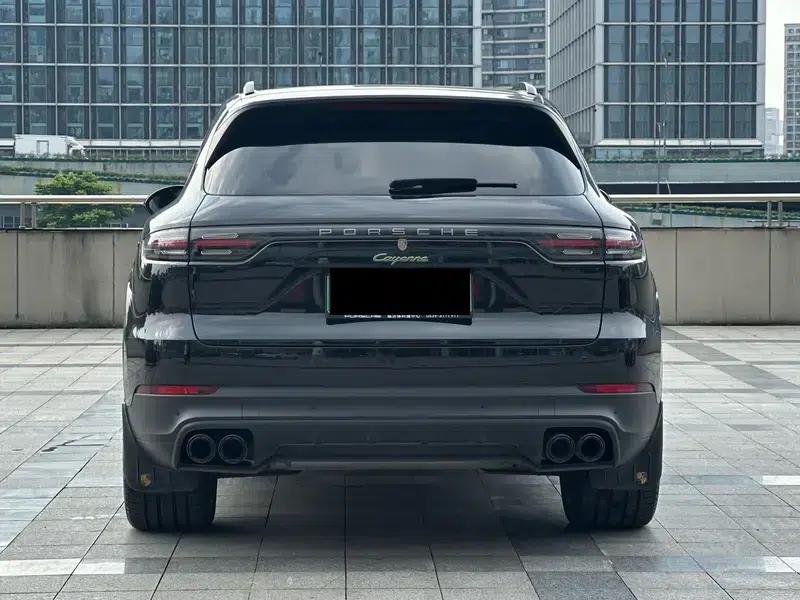 Cayenne E-Hybrid 2023 Cayenne E-Hybrid 2.0T — миниатюра 5