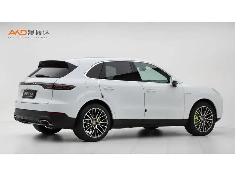 Cayenne E-Hybrid 2023 Cayenne E-Hybrid 2.0T — миниатюра 4