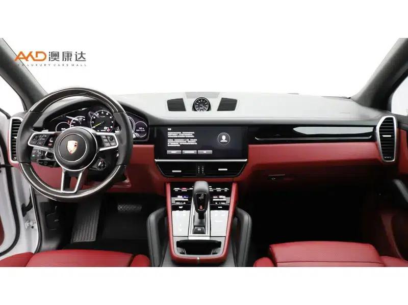 Cayenne E-Hybrid 2023 Cayenne E-Hybrid 2.0T — миниатюра 6