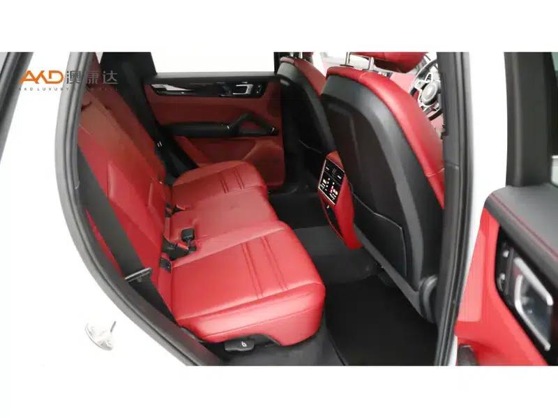 Cayenne E-Hybrid 2023 Cayenne E-Hybrid 2.0T — миниатюра 8