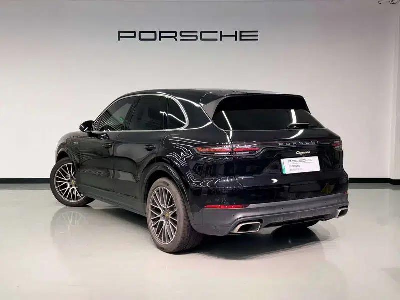 2022 Cayenne E-Hybrid 2.0T Platinum Edition — миниатюра 5