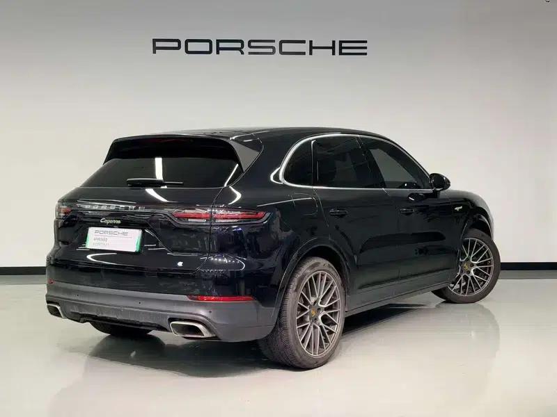 2022 Cayenne E-Hybrid 2.0T Platinum Edition — миниатюра 7