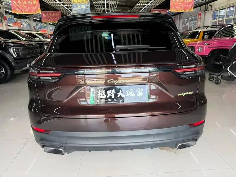 Cayenne E-Hybrid 2019 Cayenne E-Hybrid 2.0T — миниатюра 5
