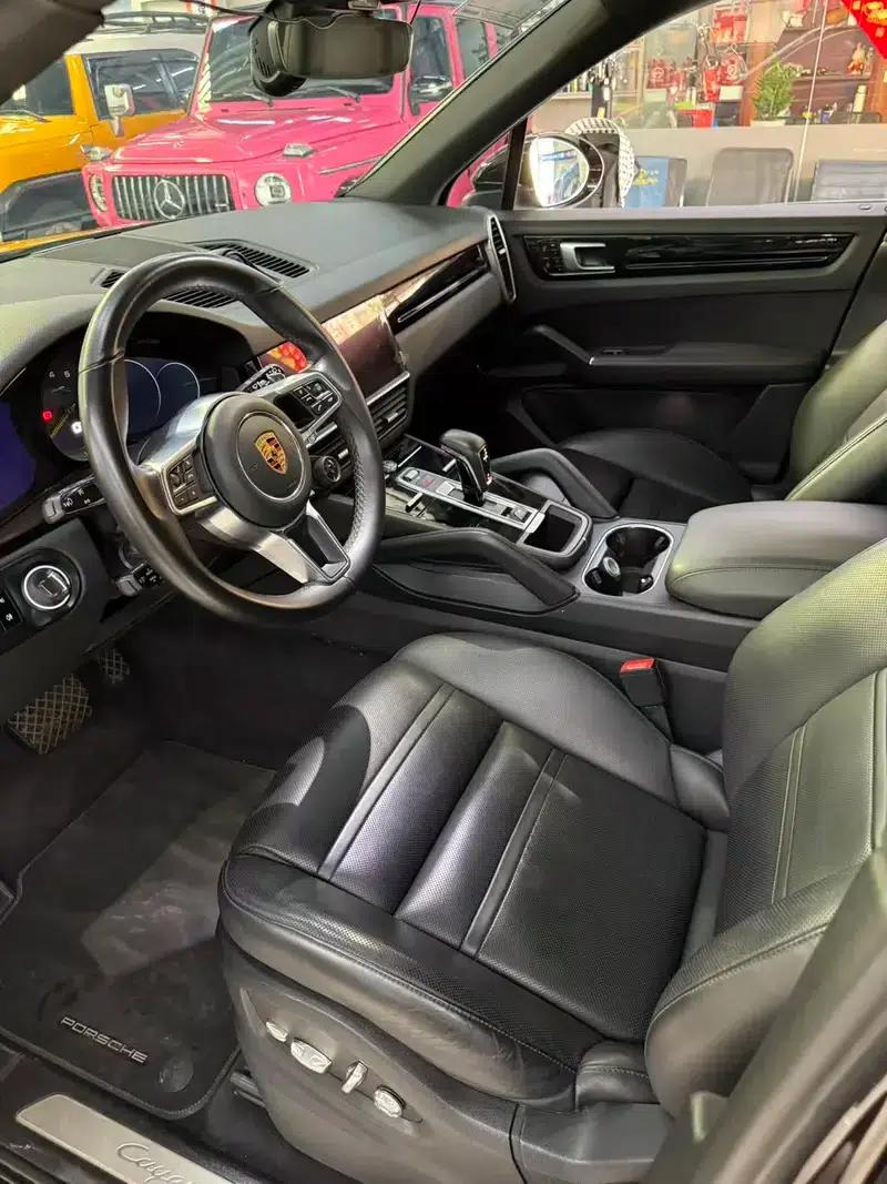 Cayenne E-Hybrid 2019 Cayenne E-Hybrid 2.0T — миниатюра 8