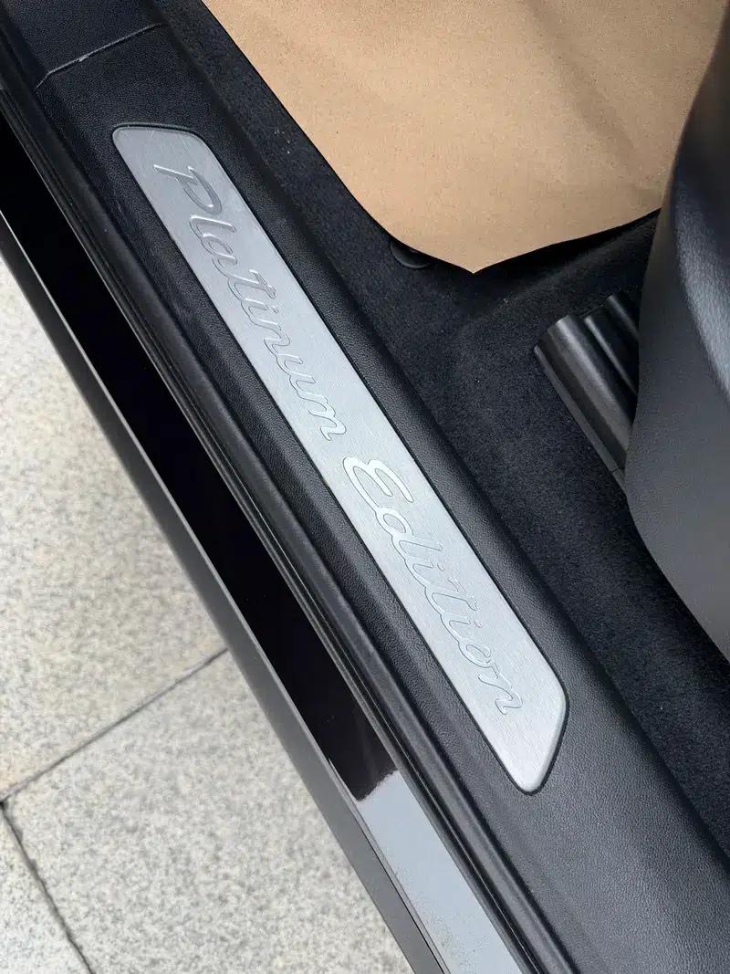 Cayenne E-Hybrid 2023 Cayenne E-Hybrid 2.0T — миниатюра 10