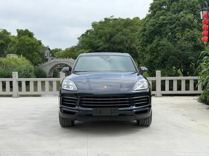 Cayenne E-Hybrid 2021 Cayenne E-Hybrid 2.0T — миниатюра 2