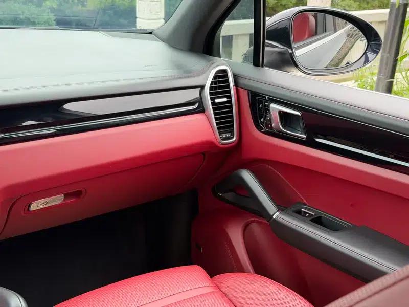 Cayenne E-Hybrid 2021 Cayenne E-Hybrid 2.0T — миниатюра 9