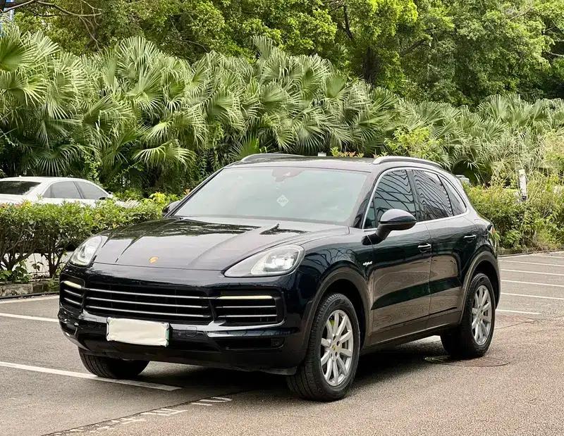 Cayenne E-Hybrid 2019 Cayenne E-Hybrid 2.0T — миниатюра 1